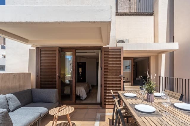 2 soverom Penthouse til salgs i New Golden Mile, Estepona med svømmebasseng garasje - € 630 000 (Ref: 10038943)