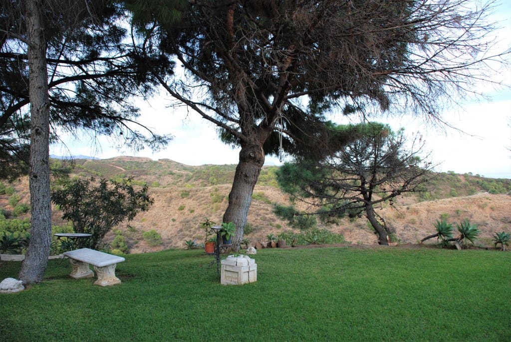 Chalet de 5 habitaciones en Estepona en venta con piscina garaje - 950.000 € (Ref: 5702968)