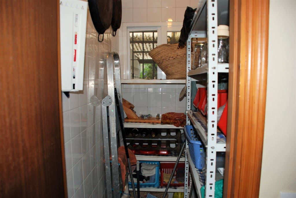 Chalet de 5 habitaciones en Estepona en venta con piscina garaje - 950.000 € (Ref: 5702968)