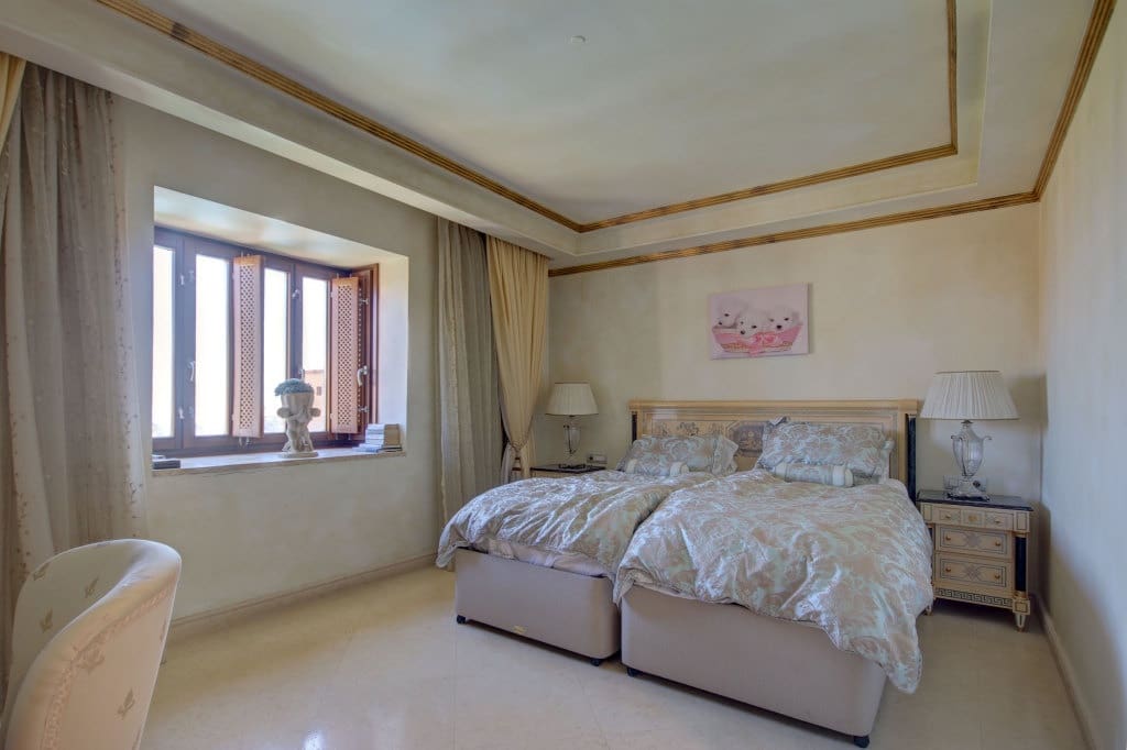 4 soveværelse Penthouse til salg i Estepona - € 1.400.000 (Ref: 5769441)