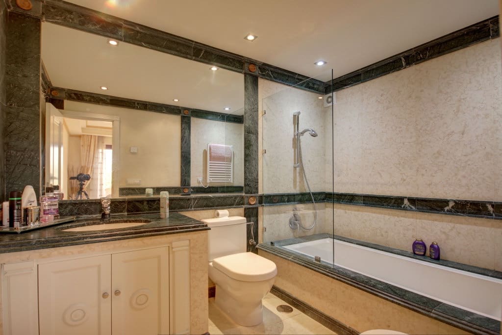 4 soveværelse Penthouse til salg i Estepona - € 1.400.000 (Ref: 5769441)