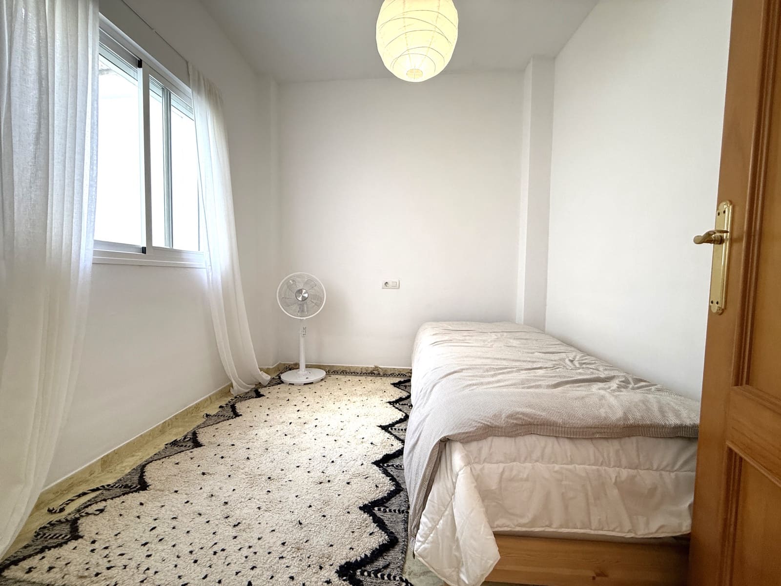 2 soverom Leilighet til salgs i Estepona med garasje - € 320 000 (Ref: 8764934)