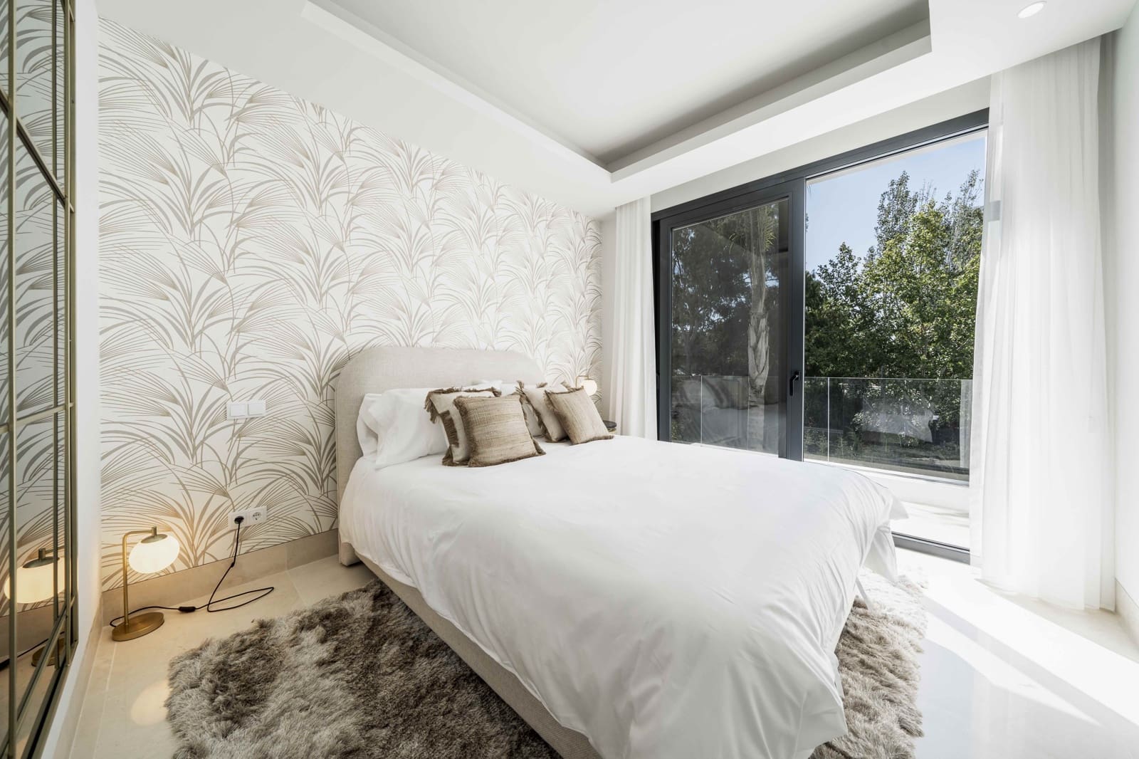 4 soveværelse Villa til salg i New Golden Mile med swimmingpool garage - € 1.995.000 (Ref: 8764935)