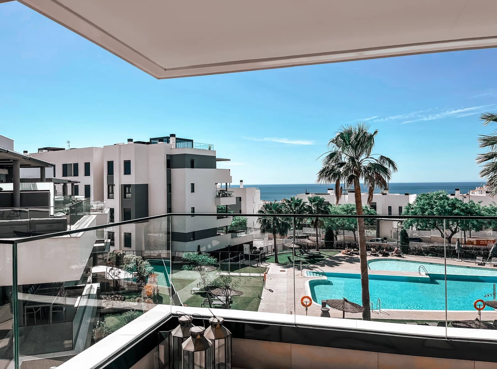 3 bedroom Apartment for sale in Estepona with pool garage - € 785,000 (Ref: 9107410)