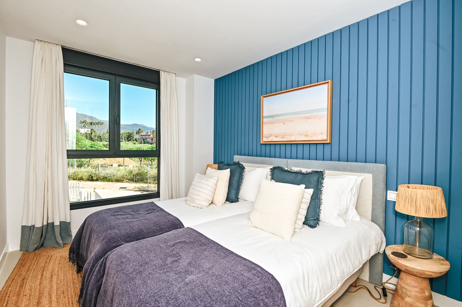 3 bedroom Apartment for sale in Estepona with pool garage - € 785,000 (Ref: 9107410)