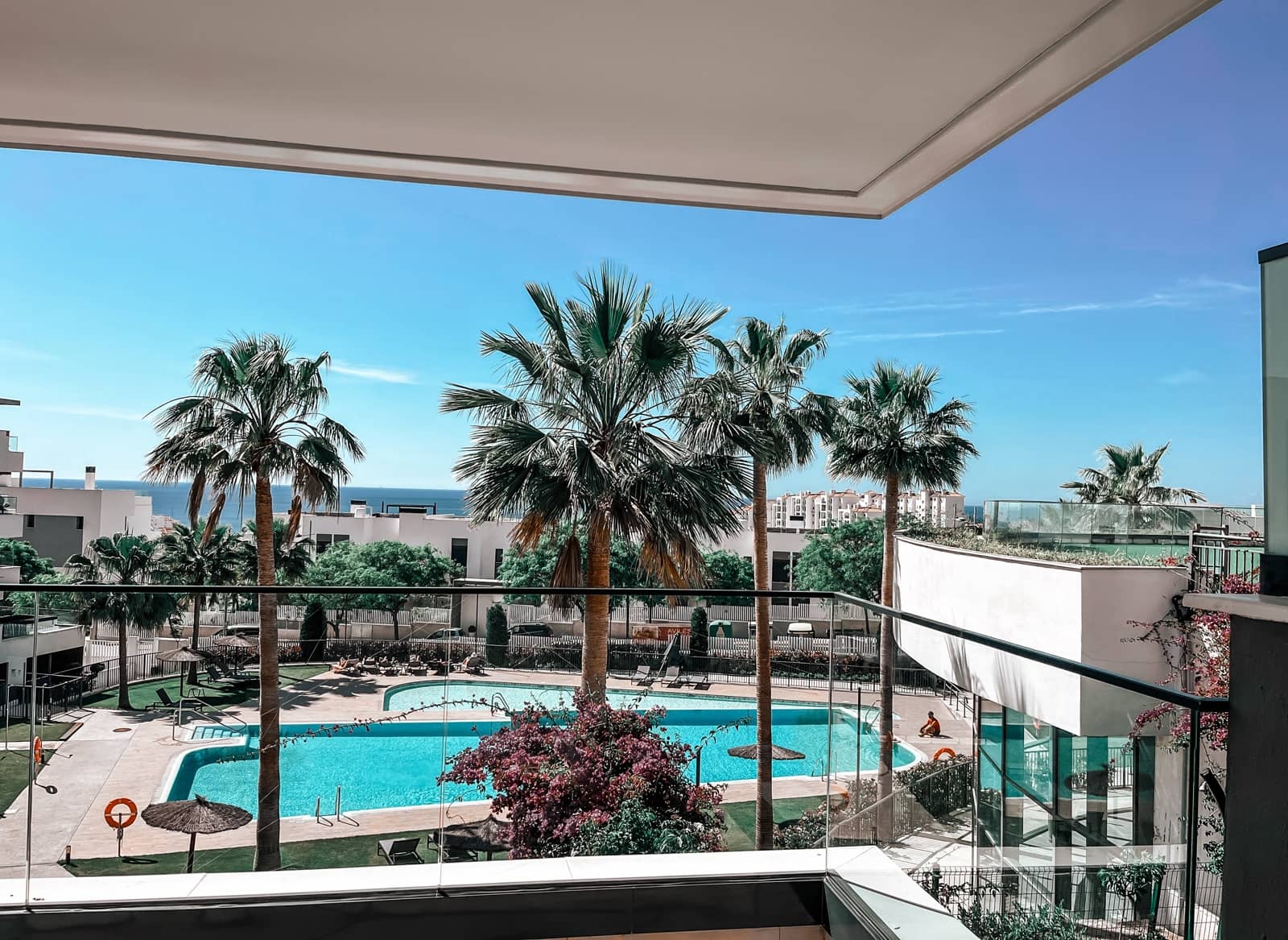 3 bedroom Apartment for sale in Estepona with pool garage - € 785,000 (Ref: 9107410)