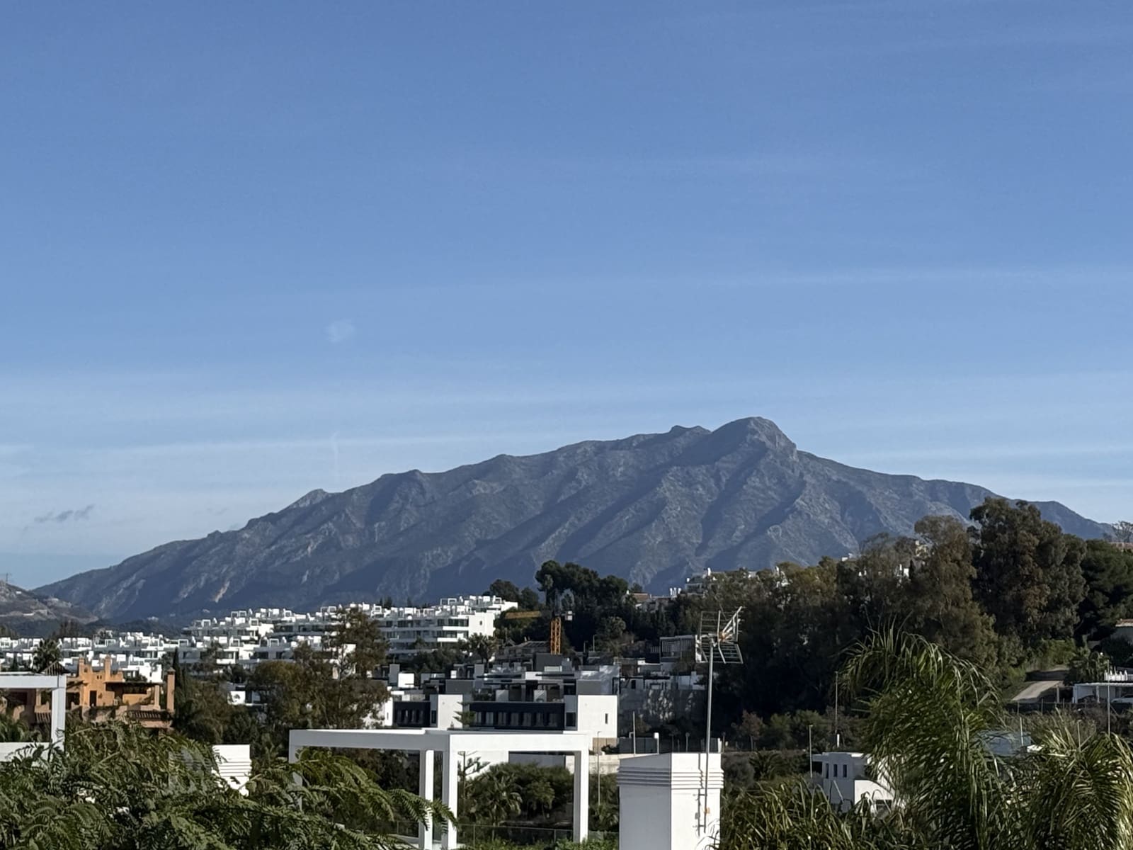 Casa de 4 habitaciones en Estepona en venta con piscina garaje - 795.000 € (Ref: 9566527)