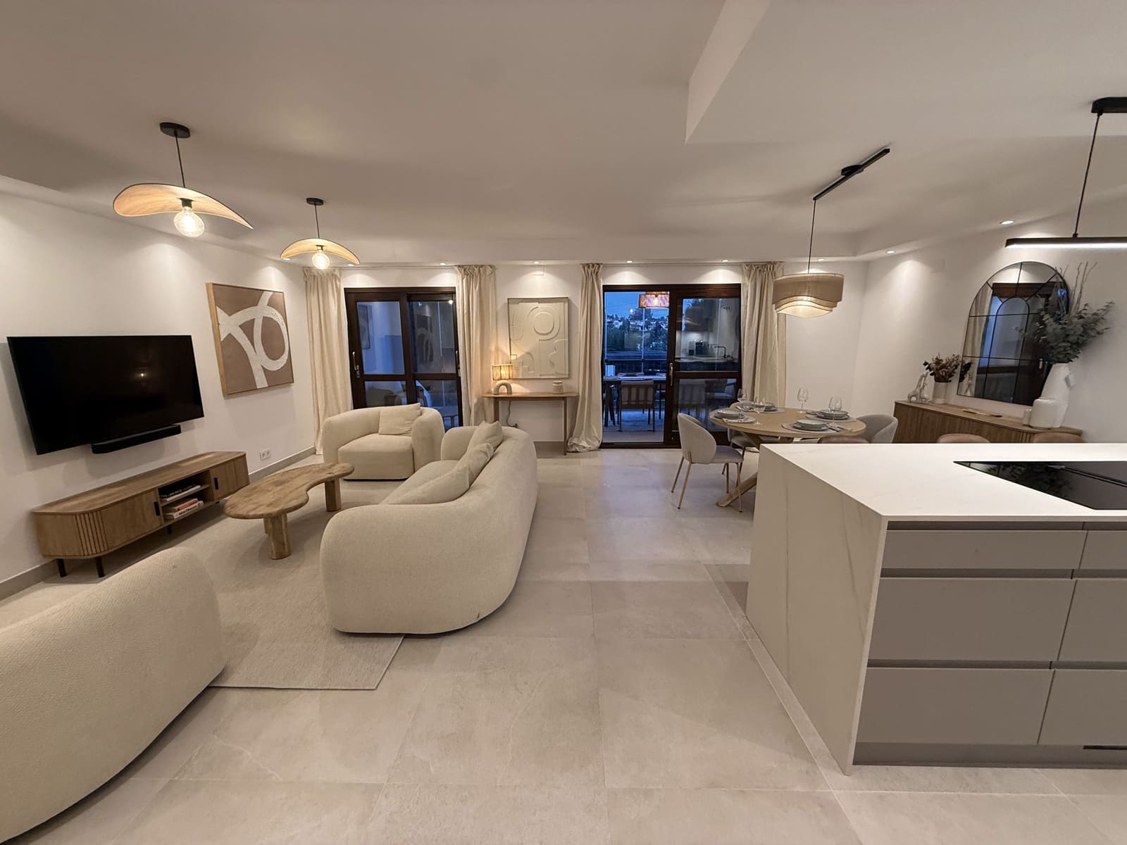 Casa de 4 habitaciones en Estepona en venta con piscina garaje - 795.000 € (Ref: 9566527)