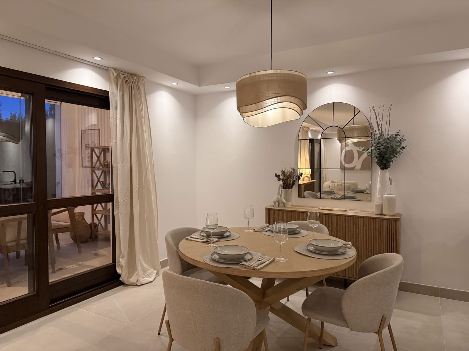 Casa de 4 habitaciones en Estepona en venta con piscina garaje - 795.000 € (Ref: 9566527)