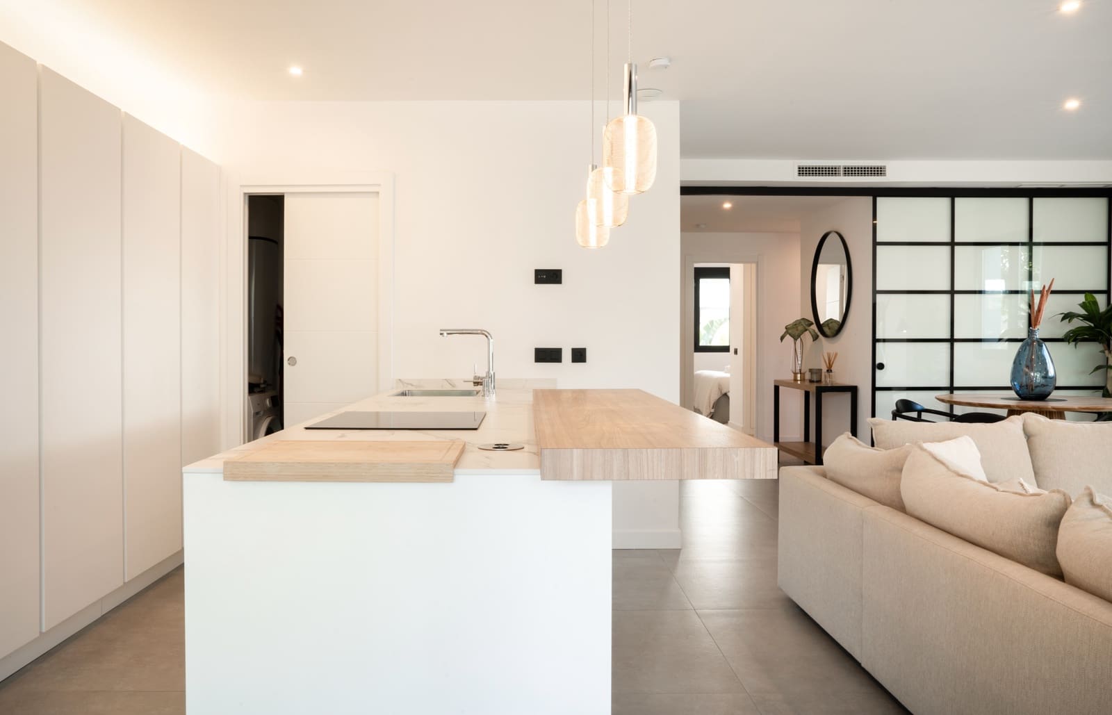 3 Zimmer Apartment zu verkaufen in Estepona mit Pool Garage - 750.000 € (Ref: 9653358)