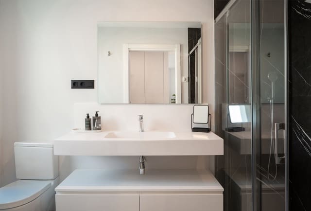 3 makuuhuone Huoneisto myytävänä paikassa Estepona mukana uima-altaan 
autotalli - 750 000 € (Ref: 9653358)