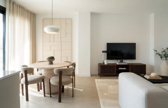 Apartamento de 2 habitaciones en Parque Central, Estepona en venta con piscina - 420.000 € (Ref: 9722587)