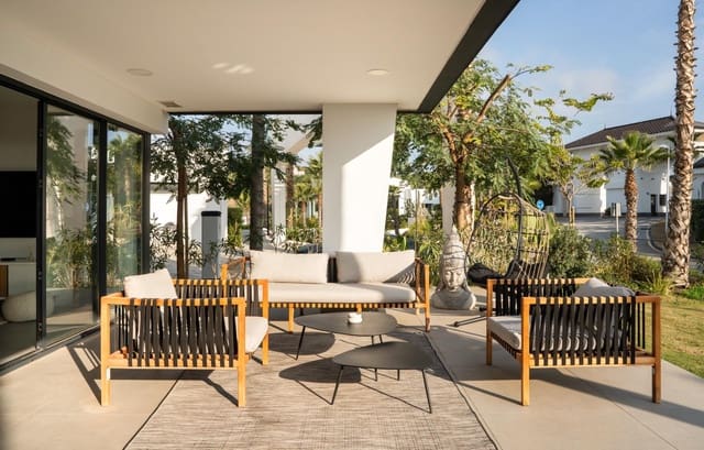 3 slaapkamer Appartement te koop in Altos de Estepona, Estepona - € 750.000 (Ref: 9722589)