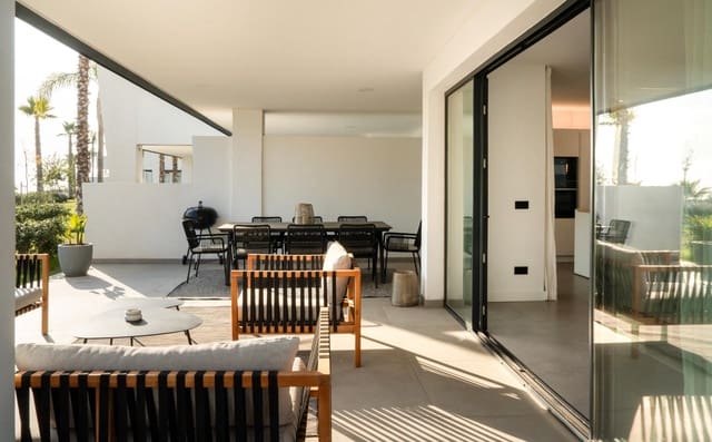3 chambre Appartement à vendre à Altos de Estepona, Estepona - 750 000 € (Ref: 9722589)