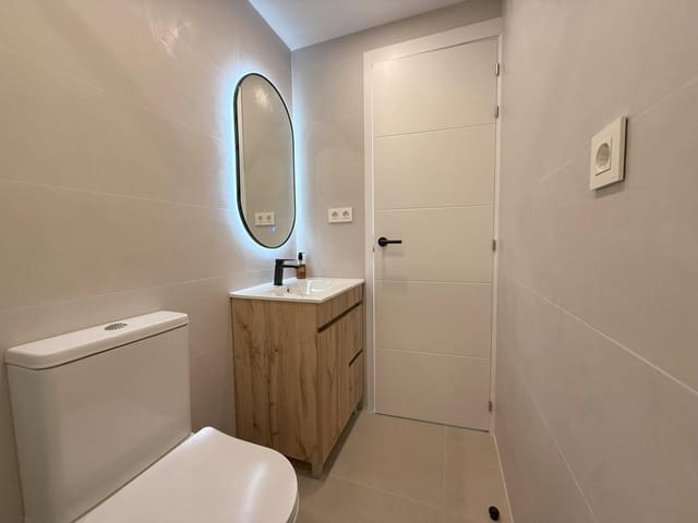 2 bedroom Apartment for sale in Estepona - € 395,000 (Ref: 9722592)