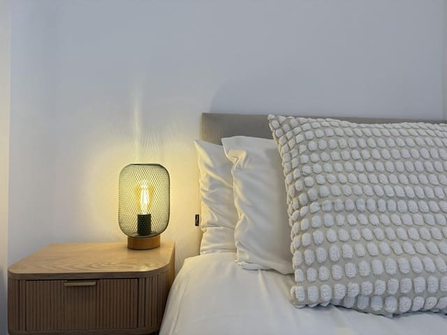 2 bedroom Apartment for sale in Estepona - € 395,000 (Ref: 9722592)