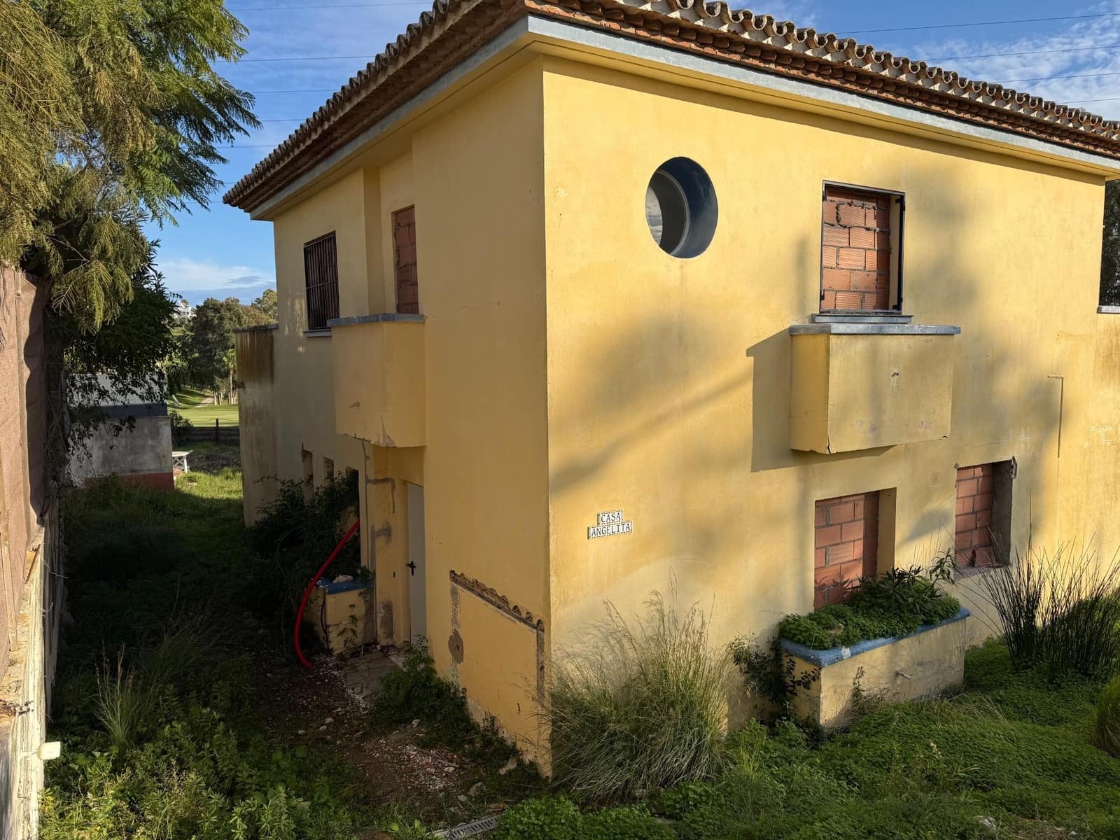 Chalet de 3 habitaciones en Estepona en venta - 600.000 € (Ref: 9722593)