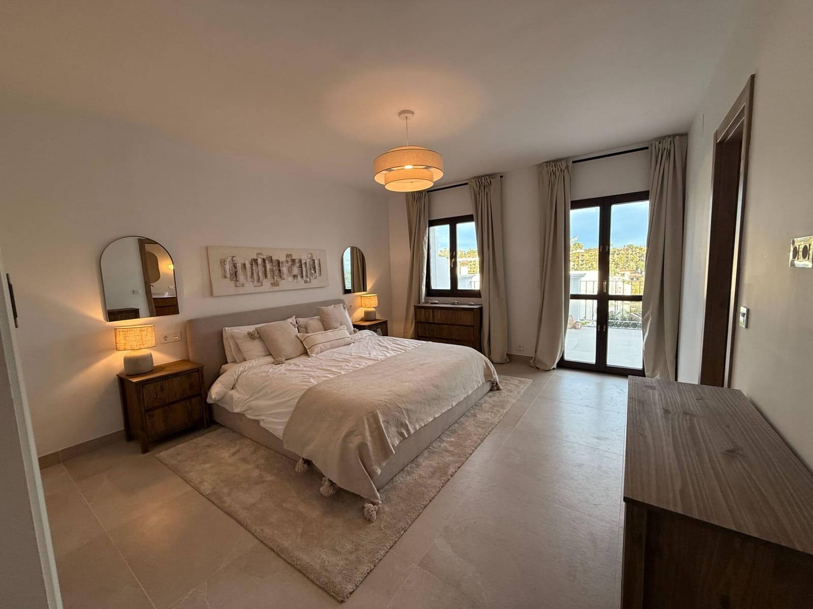 4 soveværelse Rækkehus til salg i Estepona med swimmingpool - € 795.000 (Ref: 9722594)