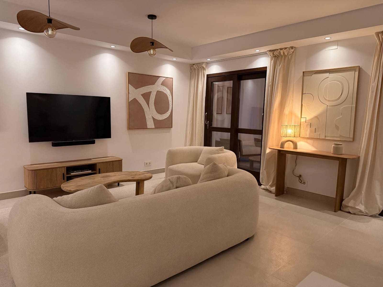 4 soveværelse Rækkehus til salg i Estepona med swimmingpool - € 795.000 (Ref: 9722594)