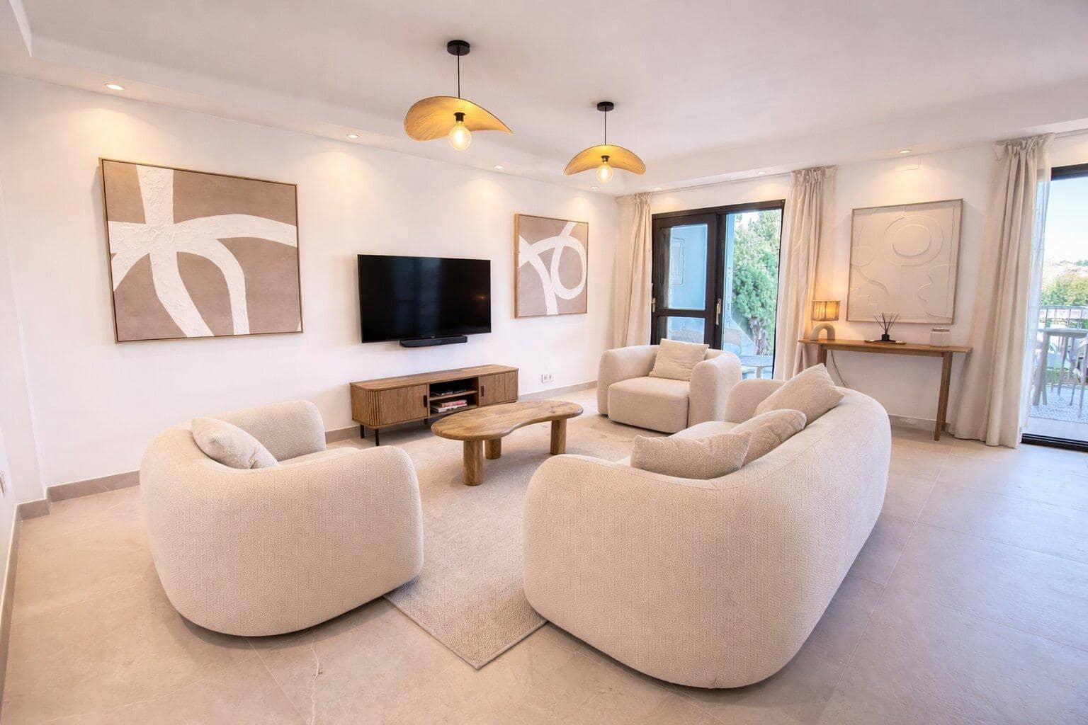 4 bedroom Terraced Villa for sale in Estepona with pool garage - € 750,000 (Ref: 9722594)