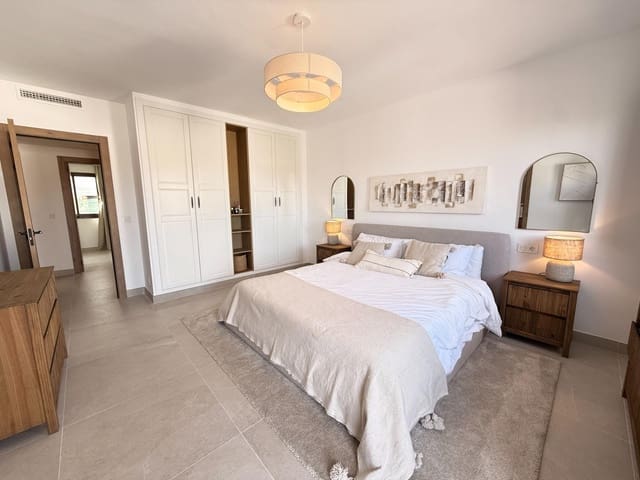 4 camera da letto Villetta a Schiera in vendita in Estepona con piscina garage - 750.000 € (Rif: 9722594)