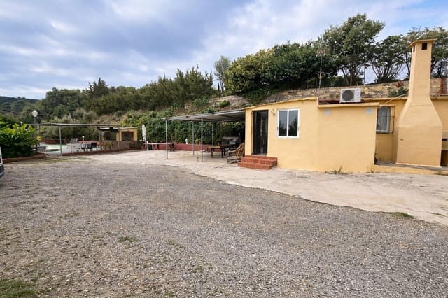 2 slaapkamer Finca/Landhuis te koop in El Padrón, Estepona met zwembad - € 367.500 (Ref: 9732136)