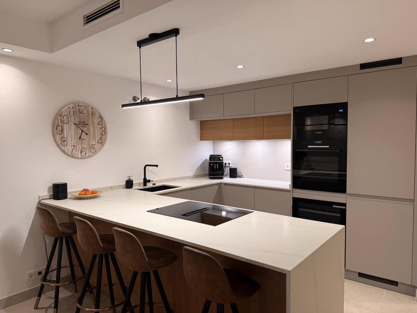 Adosado de 4 habitaciones en Estepona en venta con piscina garaje - 795.000 € (Ref: 9738575)