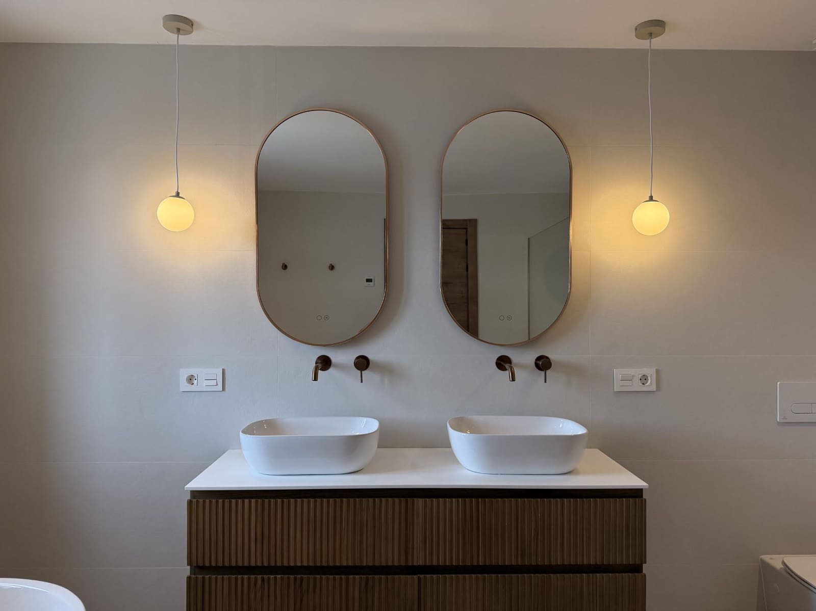 Adosado de 4 habitaciones en Estepona en venta con piscina garaje - 795.000 € (Ref: 9738575)