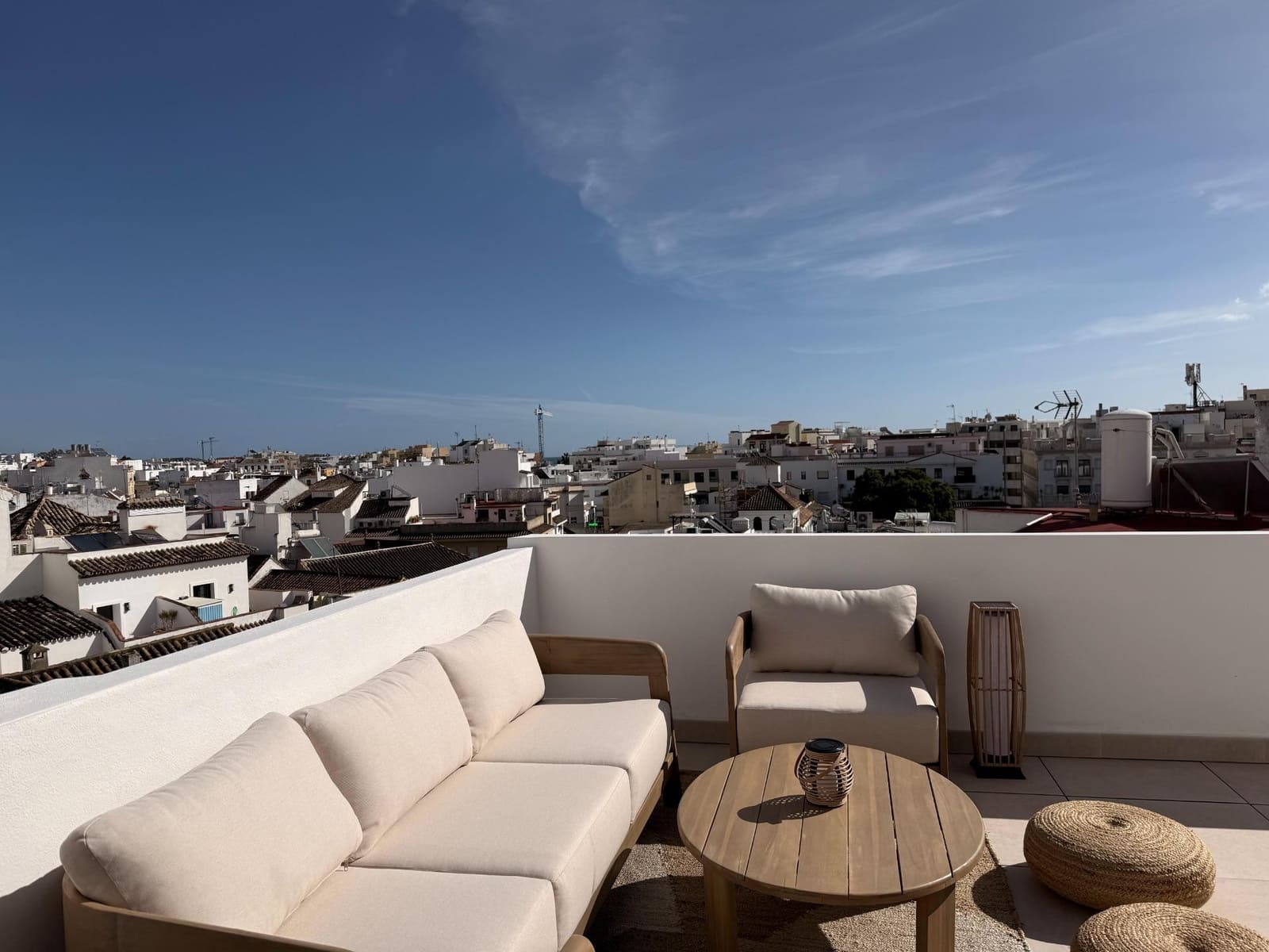 2 bedroom Apartment for holiday rental in Estepona - € 1,050 (Ref: 9758978)