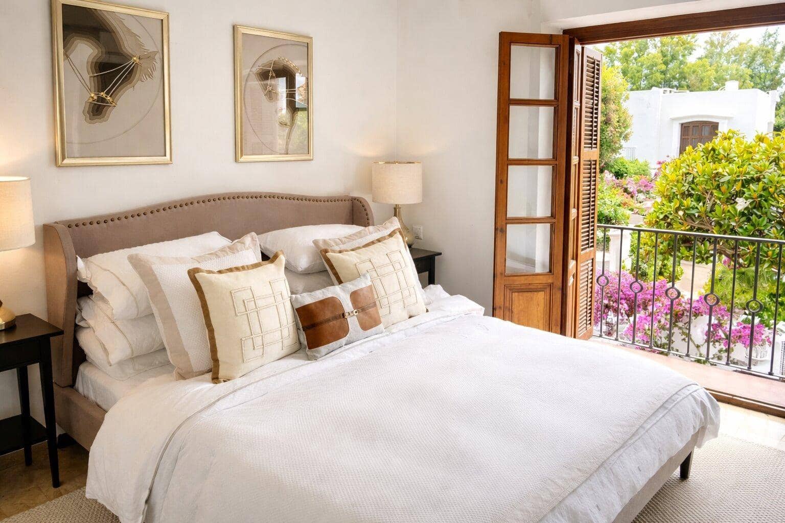 Adosado de 2 habitaciones en Estepona en venta con piscina - 530.000 € (Ref: 9761998)