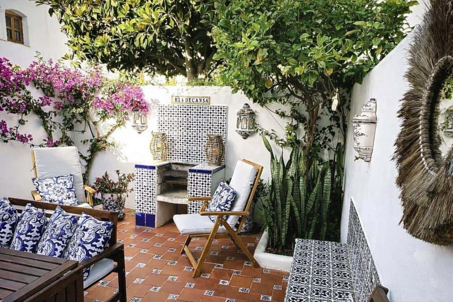 Adosado de 2 habitaciones en Estepona en venta con piscina - 530.000 € (Ref: 9761998)