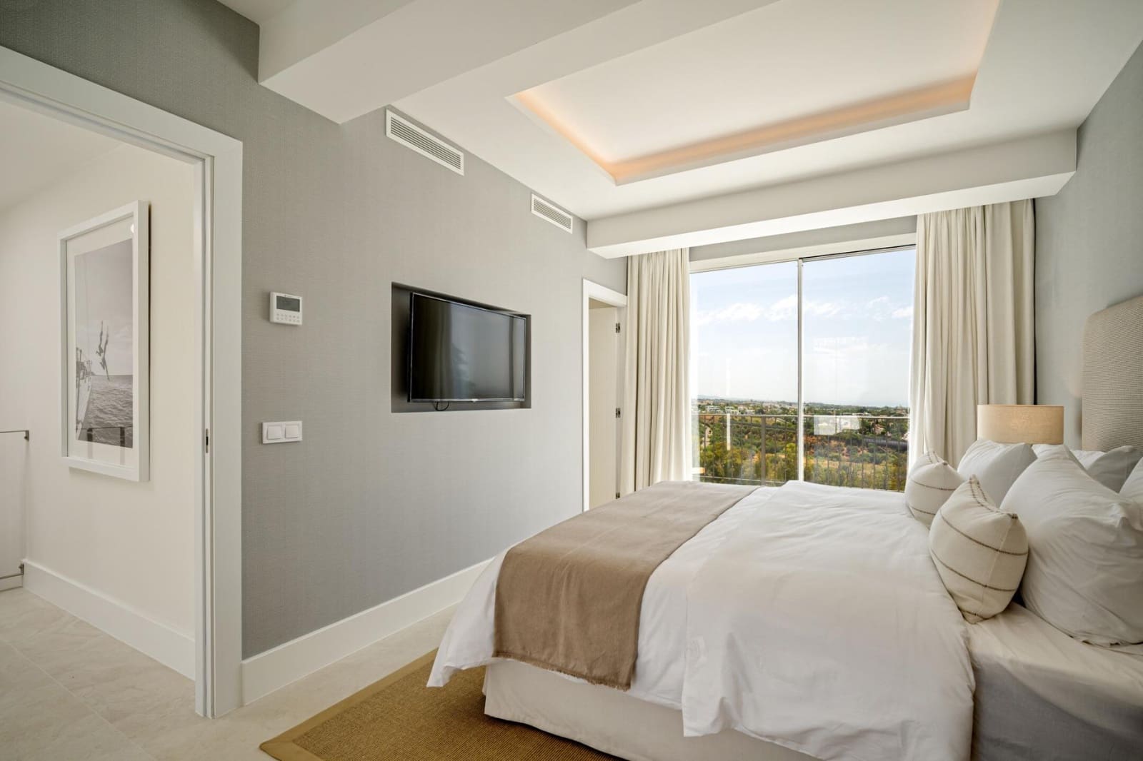 4 quarto Moradia em Banda para venda em Aloha Golf com piscina - 1 795 000 € (Ref: 9807964)