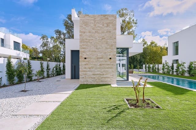 5 sypialnia Willa na sprzedaż w Estepona z basenem - 1 950 000 € (Ref: 9896353)