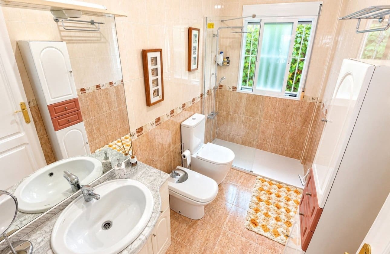 3 soveværelse Villa til salg i San Fulgencio med swimmingpool - € 524.900 (Ref: 10076760)