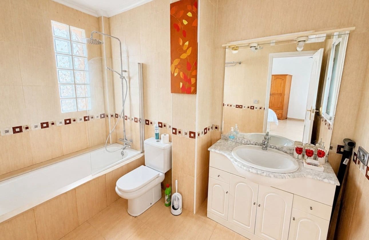 3 soveværelse Villa til salg i San Fulgencio med swimmingpool - € 524.900 (Ref: 10076760)