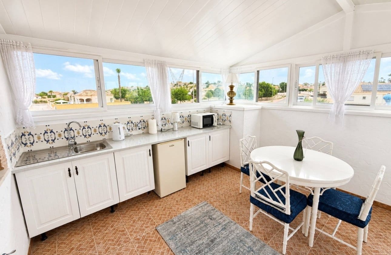 3 soveværelse Villa til salg i San Fulgencio med swimmingpool - € 524.900 (Ref: 10076760)