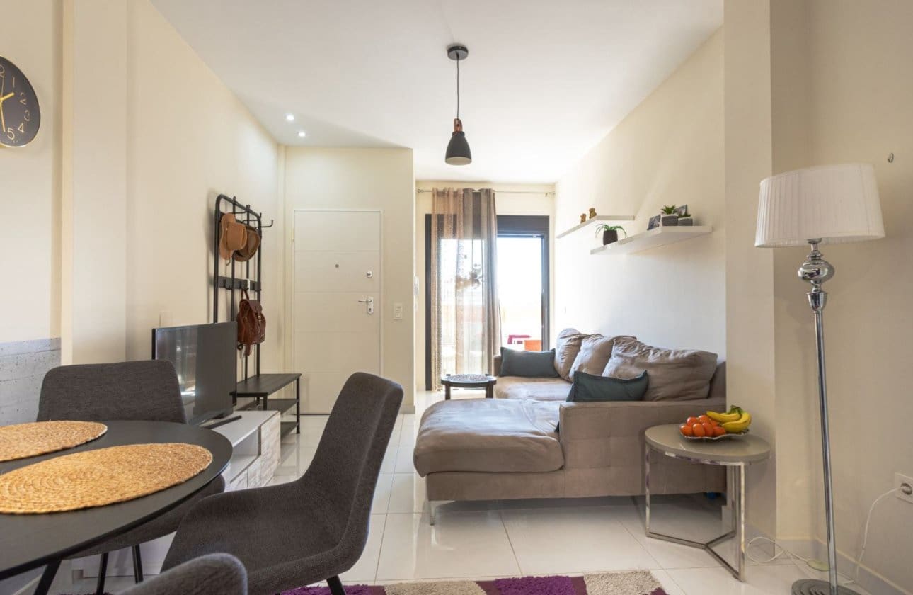 2 makuuhuone Kattohuoneisto myytävänä paikassa Los Altos mukana uima-altaan - 264 900 € (Ref: 10076762)