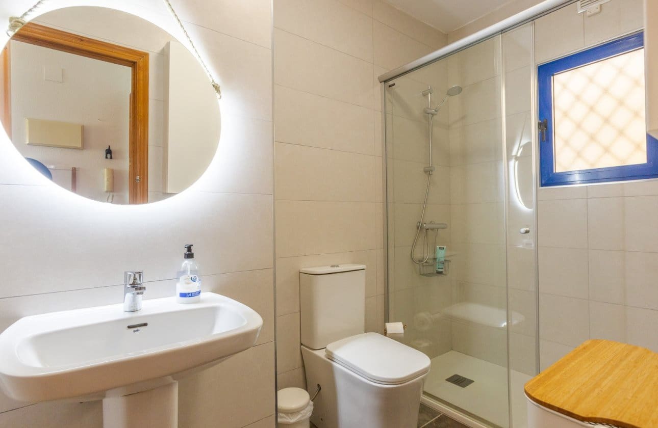 2 soverom Penthouse til salgs i Torrevieja - € 144 900 (Ref: 10077089)