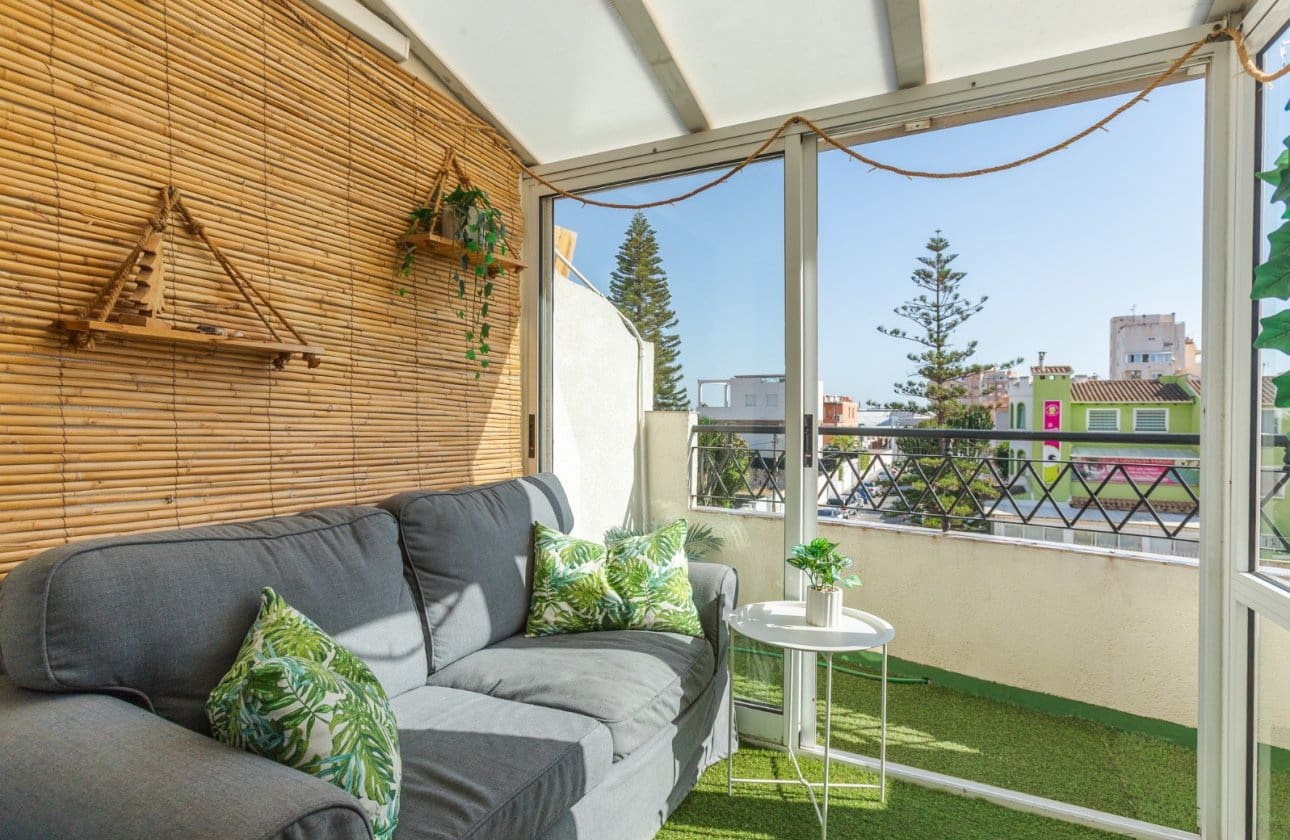 2 soverom Penthouse til salgs i Torrevieja - € 144 900 (Ref: 10077089)