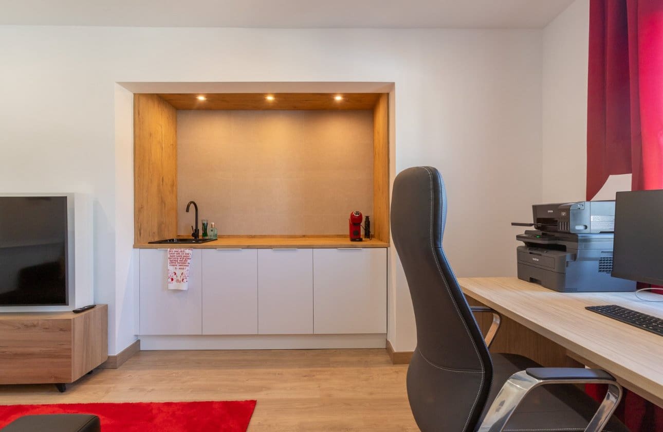Chalet de 4 habitaciones en Torrevieja en venta con piscina garaje - 548.900 € (Ref: 10079058)