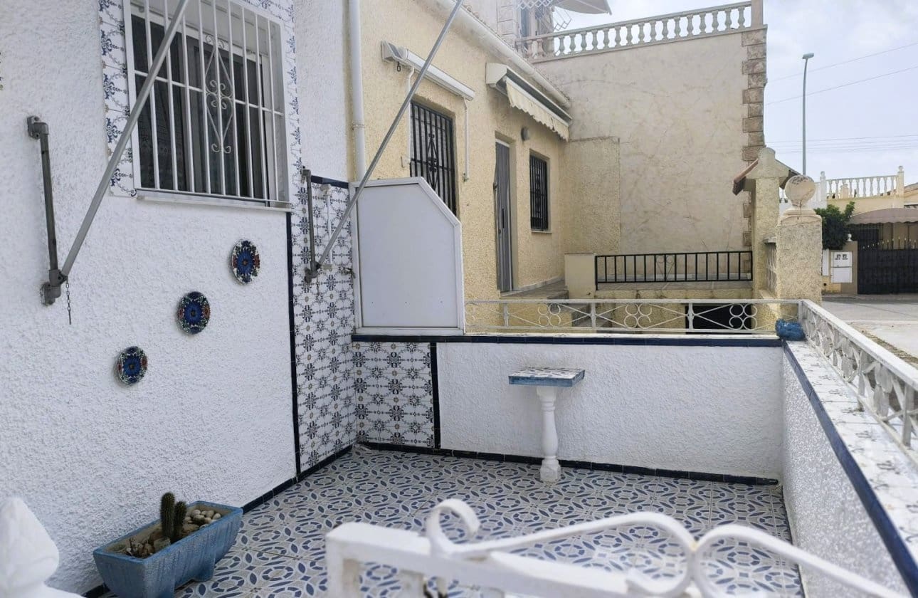Adosado de 2 habitaciones en San Fulgencio en venta - 132.900 € (Ref: 10079970)