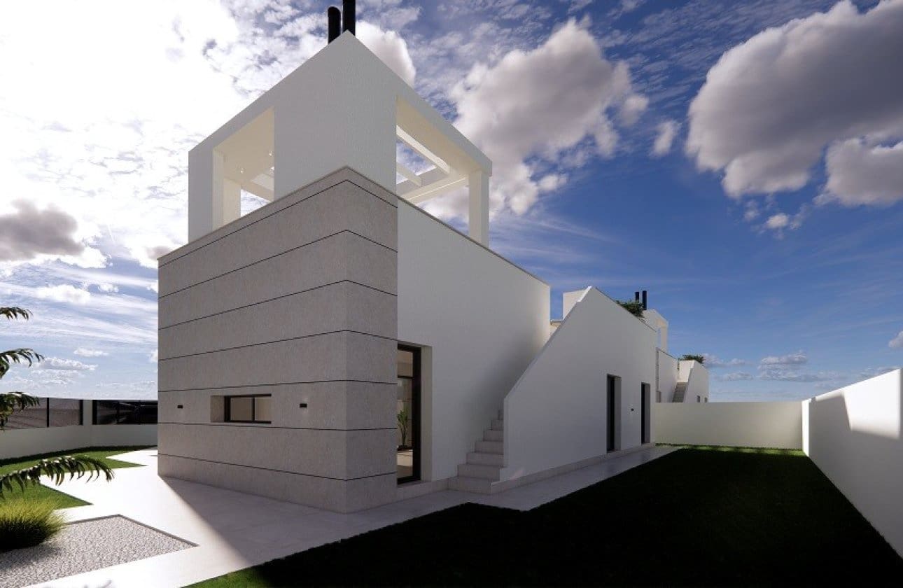 3 slaapkamer Villa te koop in Torrevieja met zwembad - € 799.000 (Ref: 10085076)