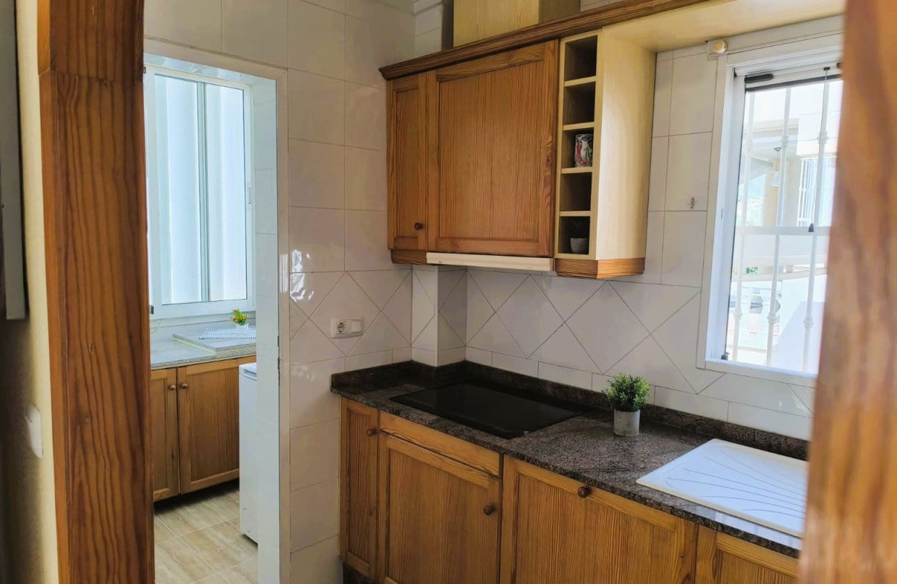 3 slaapkamer Villa te koop in San Fulgencio met zwembad - € 238.900 (Ref: 10095337)