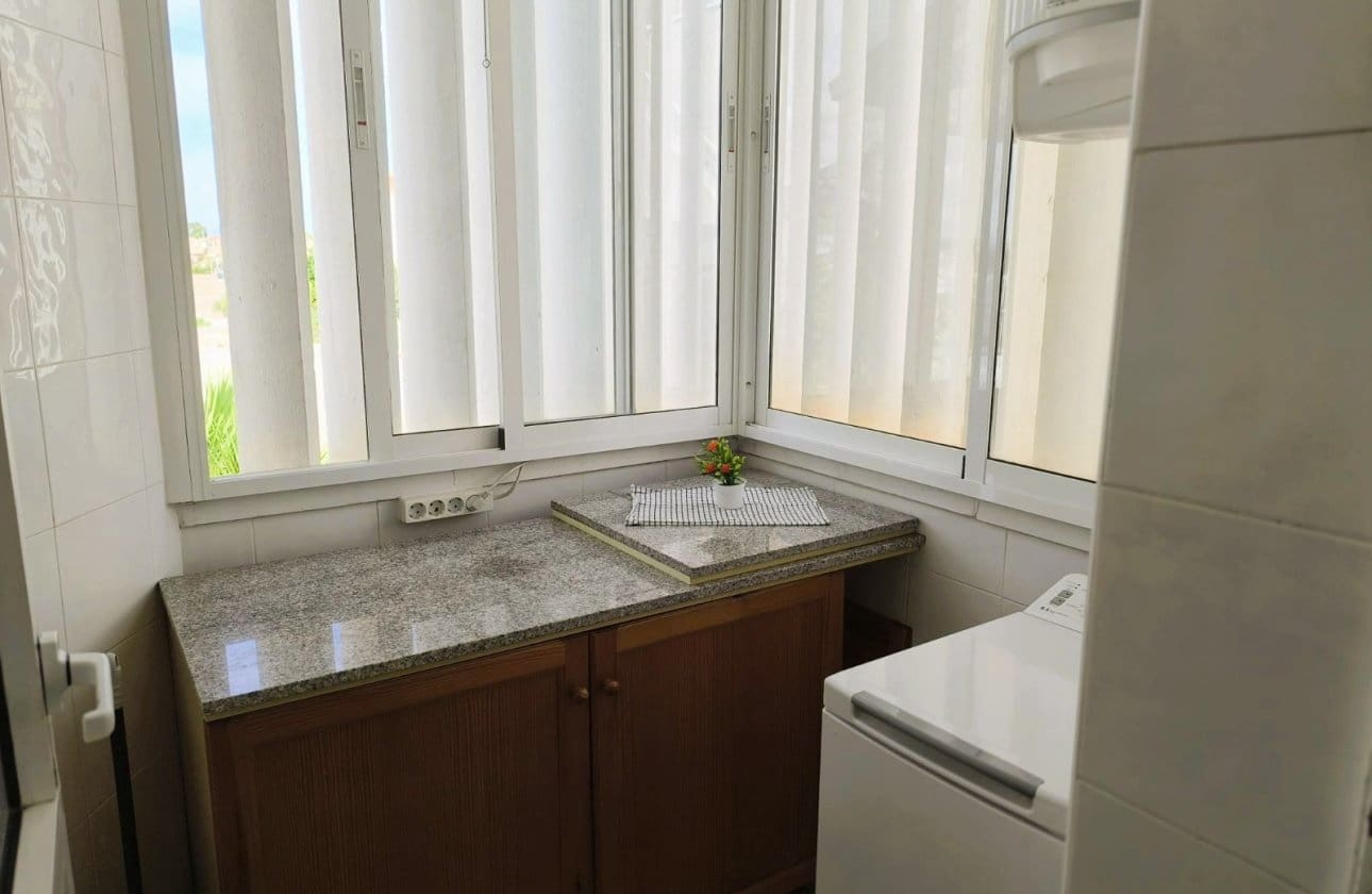 3 slaapkamer Villa te koop in San Fulgencio met zwembad - € 238.900 (Ref: 10095337)