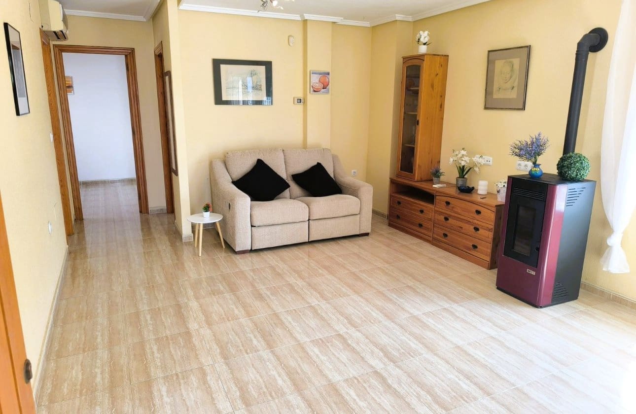 3 slaapkamer Villa te koop in San Fulgencio met zwembad - € 238.900 (Ref: 10095337)
