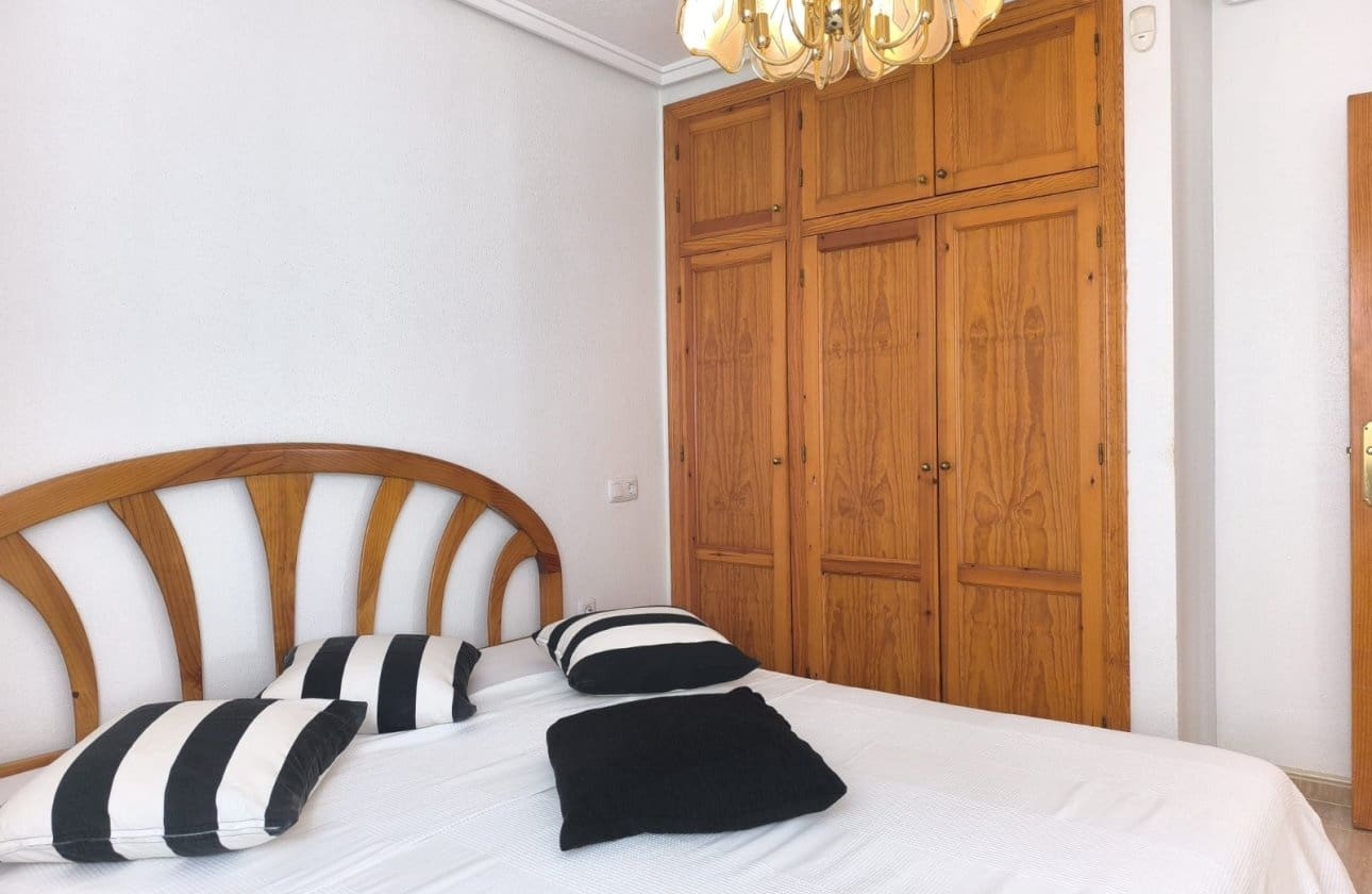 3 slaapkamer Villa te koop in San Fulgencio met zwembad - € 238.900 (Ref: 10095337)