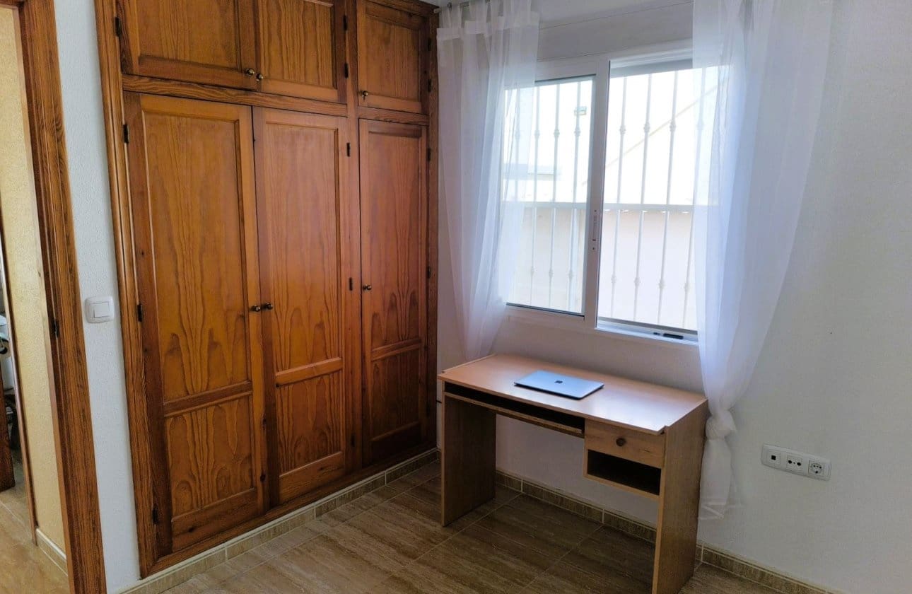 3 slaapkamer Villa te koop in San Fulgencio met zwembad - € 238.900 (Ref: 10095337)