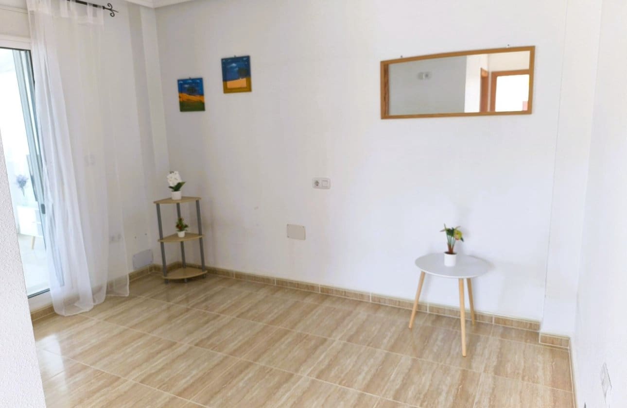 3 slaapkamer Villa te koop in San Fulgencio met zwembad - € 238.900 (Ref: 10095337)