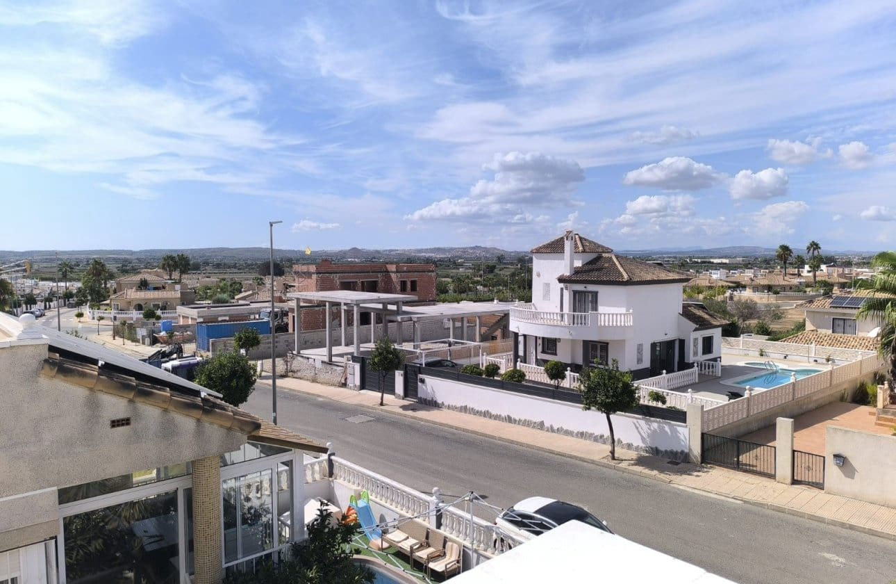 3 slaapkamer Villa te koop in San Fulgencio met zwembad - € 238.900 (Ref: 10095337)