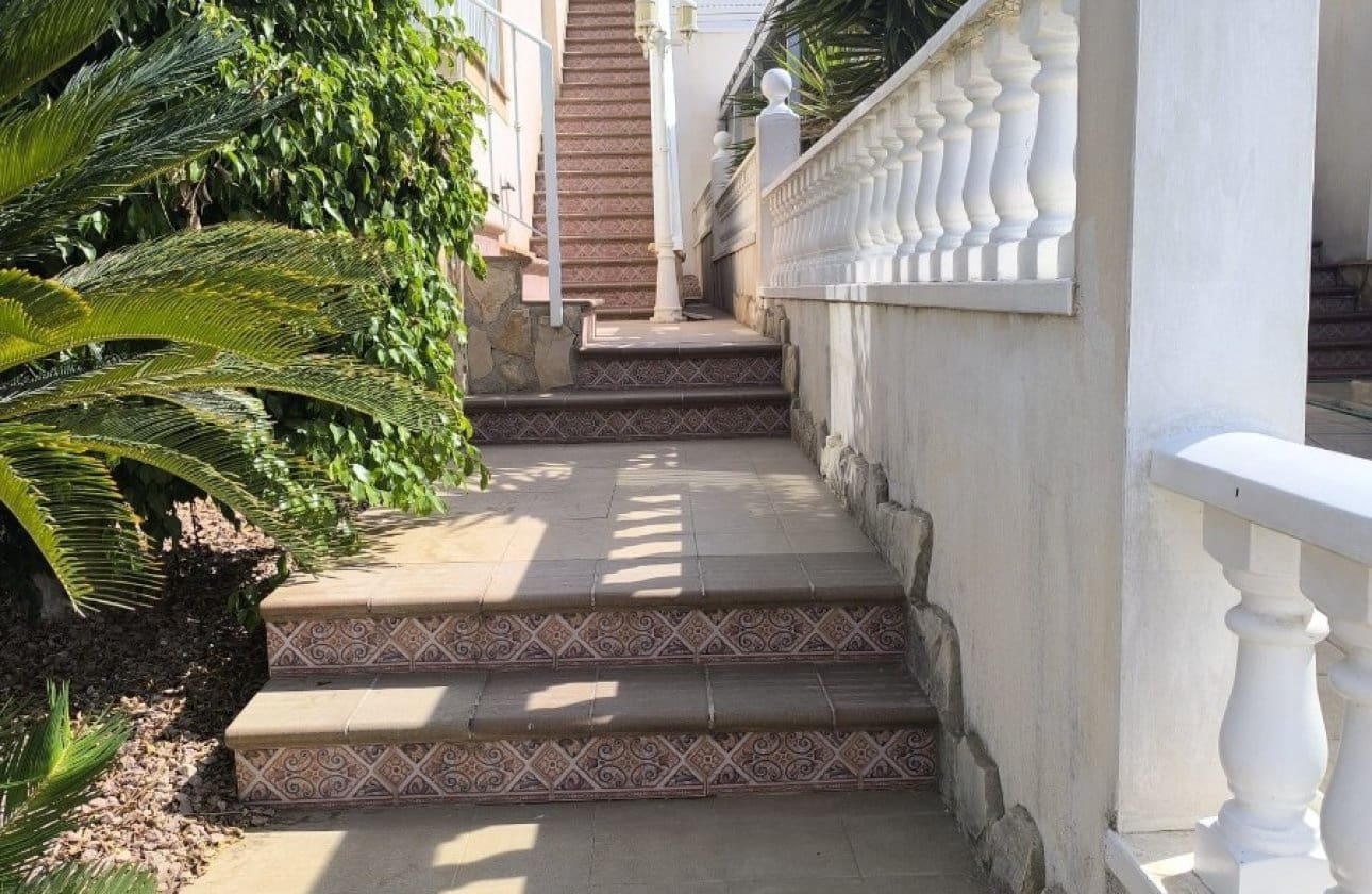3 slaapkamer Villa te koop in San Fulgencio met zwembad - € 238.900 (Ref: 10095337)